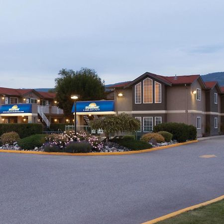 Days Inn By Wyndham Kelowna Buitenkant foto