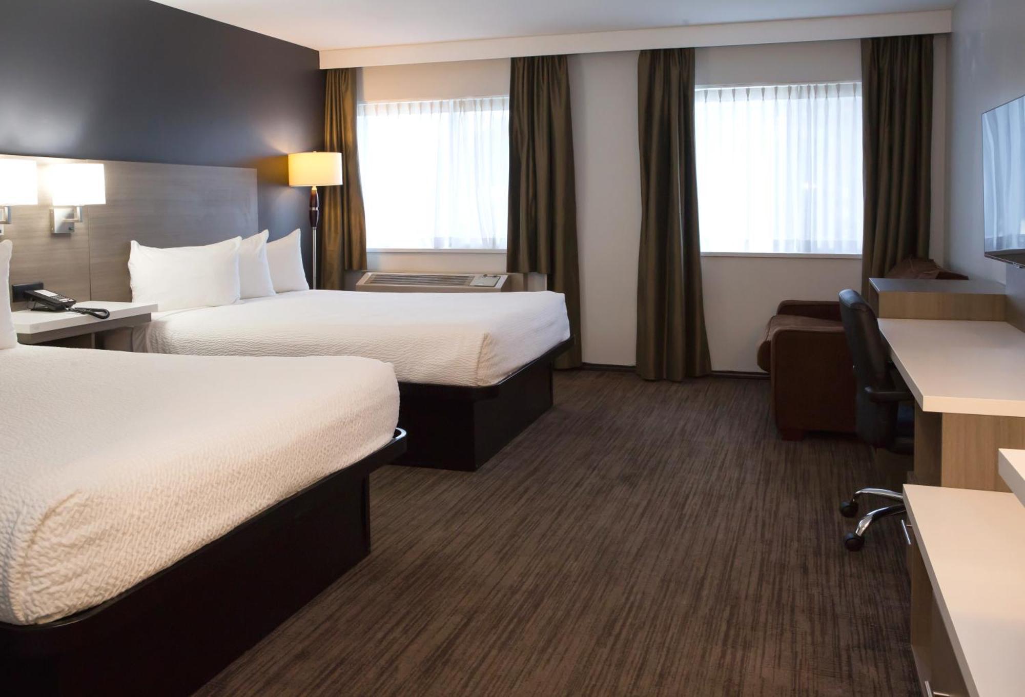 Days Inn By Wyndham Kelowna Buitenkant foto