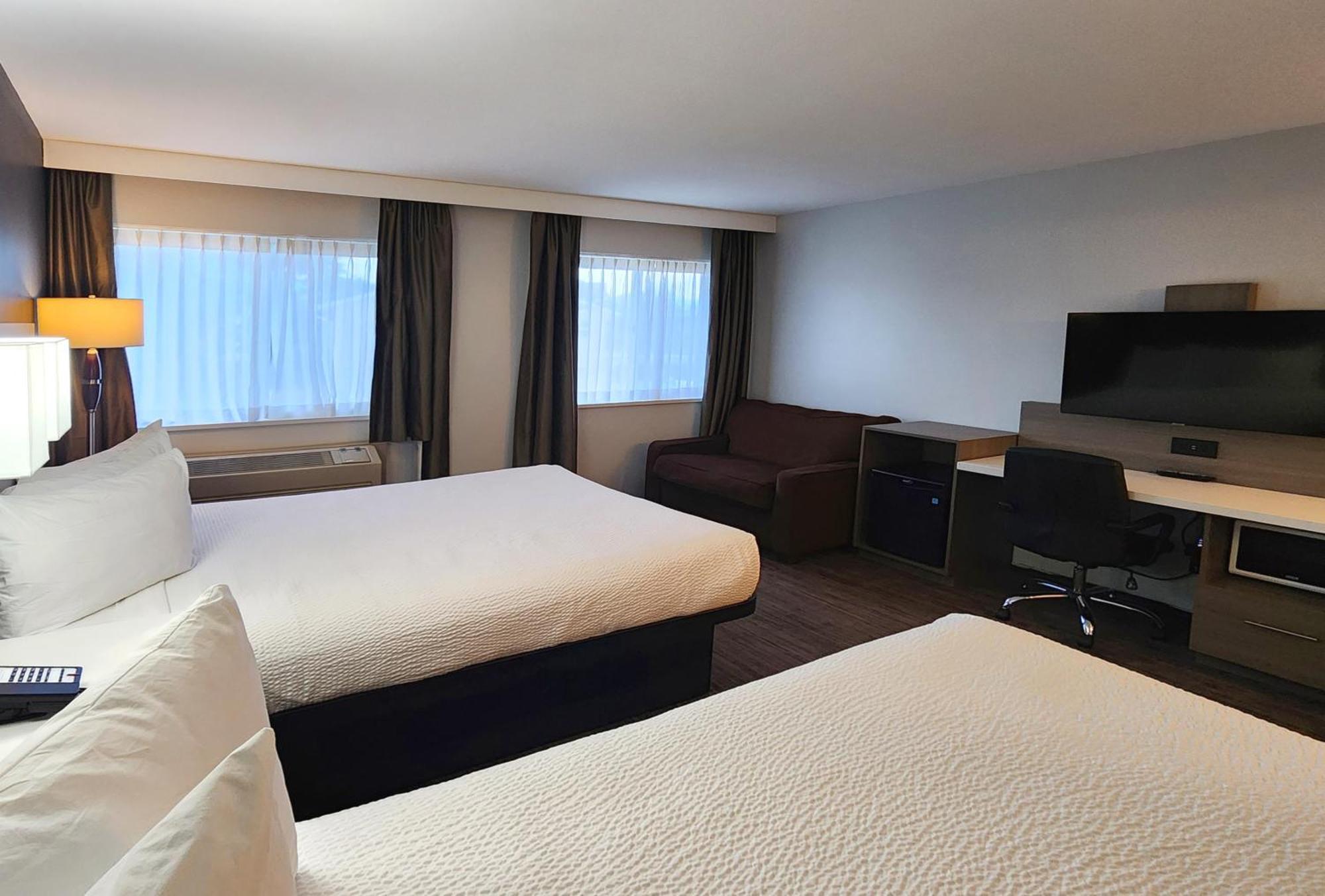 Days Inn By Wyndham Kelowna Buitenkant foto